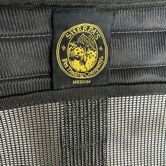 Sherpa Original Deluxe Pet Carrier Medium - Picture 7 of 8